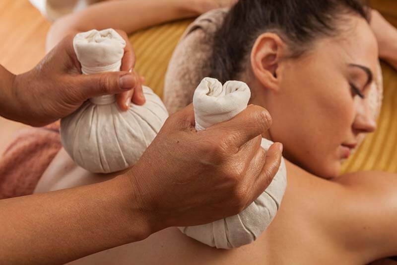 tajski masaz stemplami